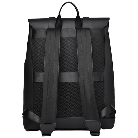 Levelo Caen Travel Backpack