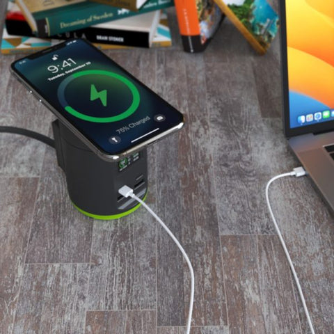 Boost 65 | Wireless Desktop Charger